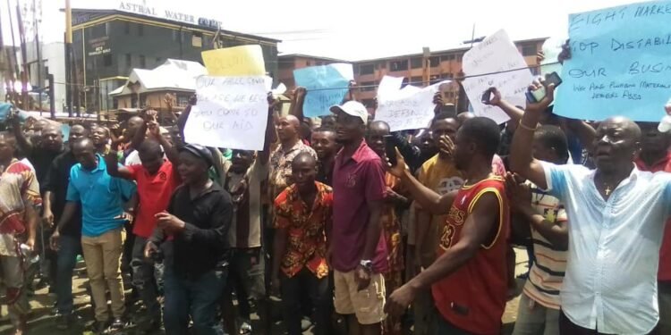 Traders protesting in Onitsha