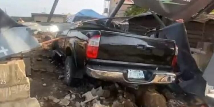 Reckless driver kills pedestrian in Lagos