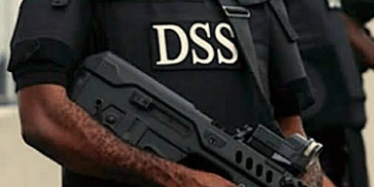DSS shoot policeman in Anambra