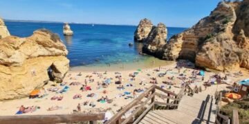 Lagos with accessible beaches