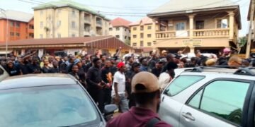 VeryDarkMan holds candlelight in Anambra