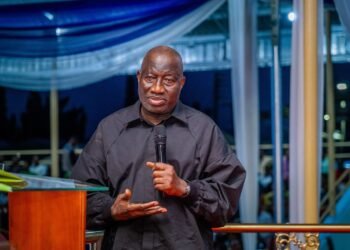 Goodluck Jonathan trapped in Guinea-Bissau