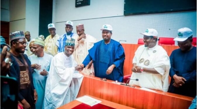 Barau Bolsters APC in Kano with Defection of NNPP Chieftains