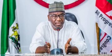 Kwara State governor, AbdulRahman AbdulRazaq unleashes 1000 forest guards