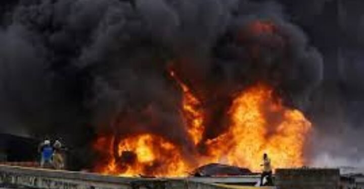Fire Destroys Sections of Jama’a Emir’s Palace  ‎
