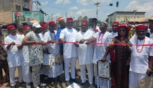 ‎Chief Emeka Anyaoku, Ex-Commonwealth Secretary-General gets road named after him in Anambra