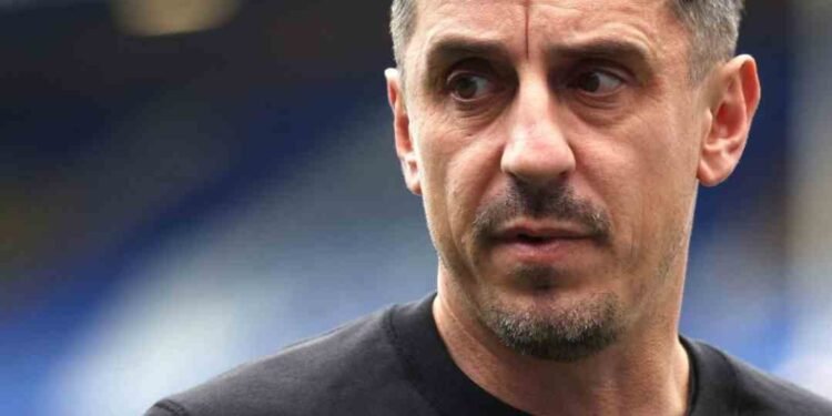 ‎Gary Neville Urges Arsenal to Attack 