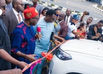 Soludo Receives 10 Cars as Kaolin Processing Plant Construction Begins in Ukpor