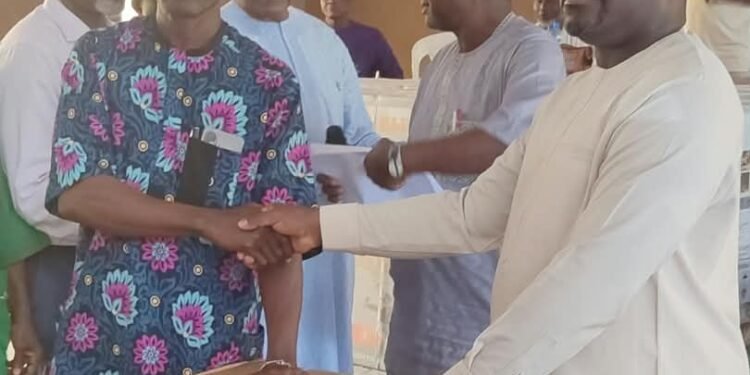 Lagos Island Empowerment Programme Equips Artisans and Market Women with Deep Freezers and Generators