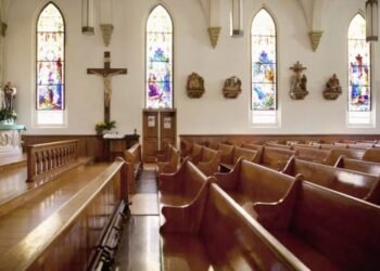 Priest Dies After Crucifix Falls During Mass in Ecuador